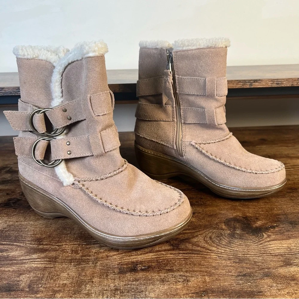 SoftWalk Leather Boots Tan Faux Fur Lined Side Buckles Wedge Heel Women's 7
